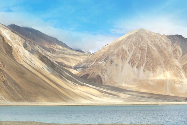 ladakh mountains river