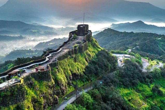 maharashtra fort tour packages from pune
